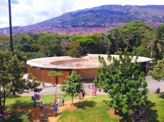 City tour Medellin Commune 13